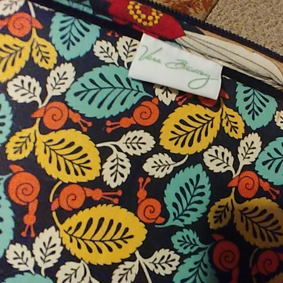 VERA BRADLEY LAPTOP CASE - Picture 5 of 7